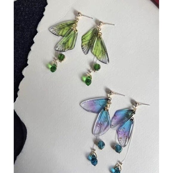 Jewelry - New retro green cicada wing tassel earrings